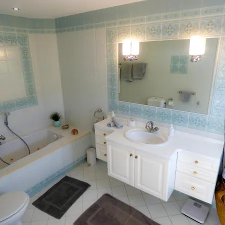 Toi & Moi سانت ماكسيم