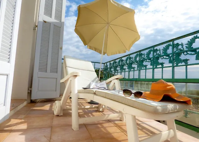 Toi & Moi 생트막시메